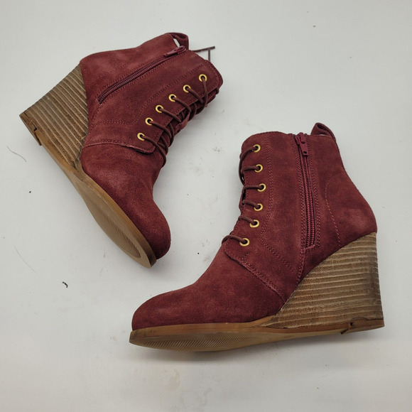 New DIBA Womens boot Size 6.5 burgundy red Suede leather wedge heel lace up - Picture 4 of 10